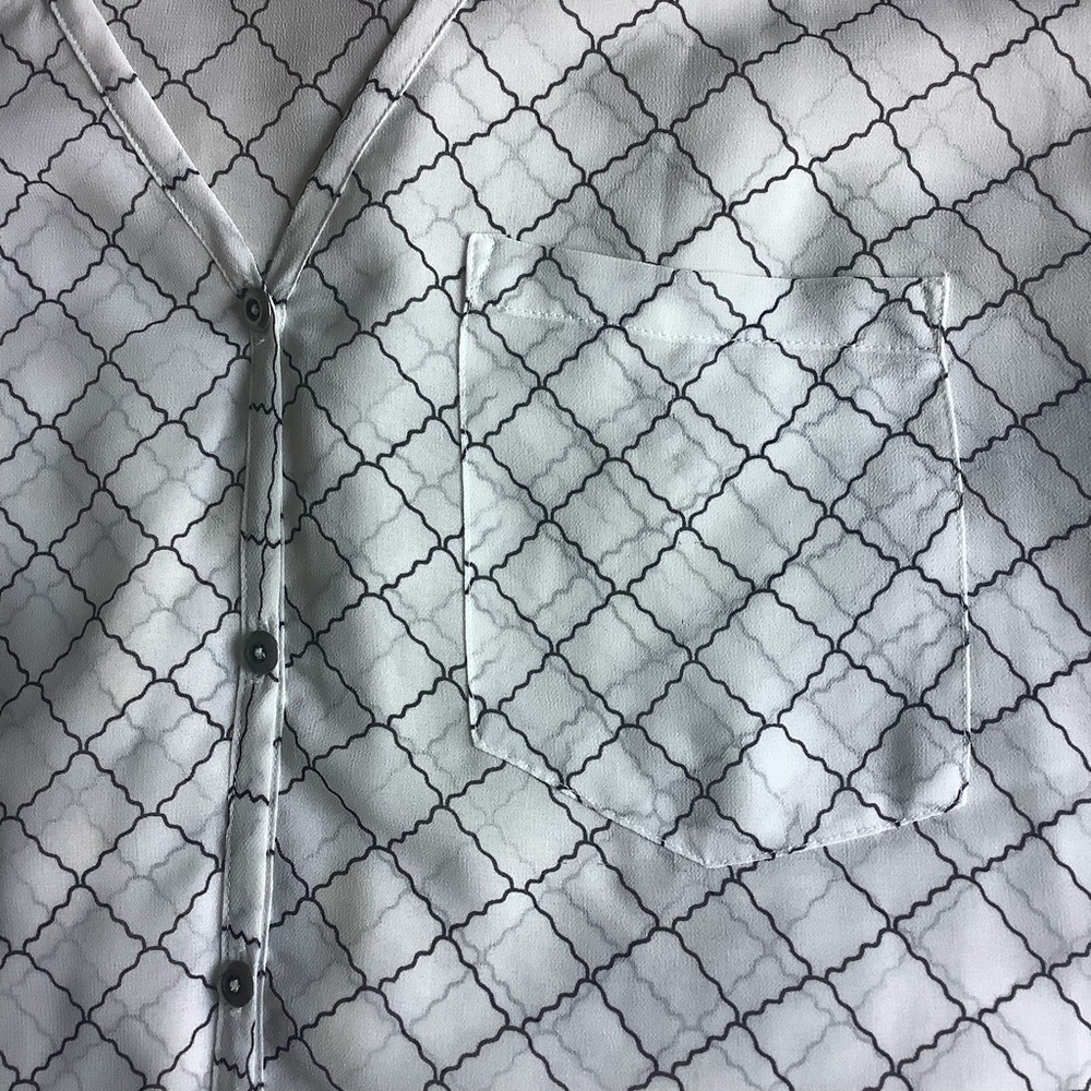 Cabi Sheer button front blouse black & white oversized Small - Picture 4 of 7